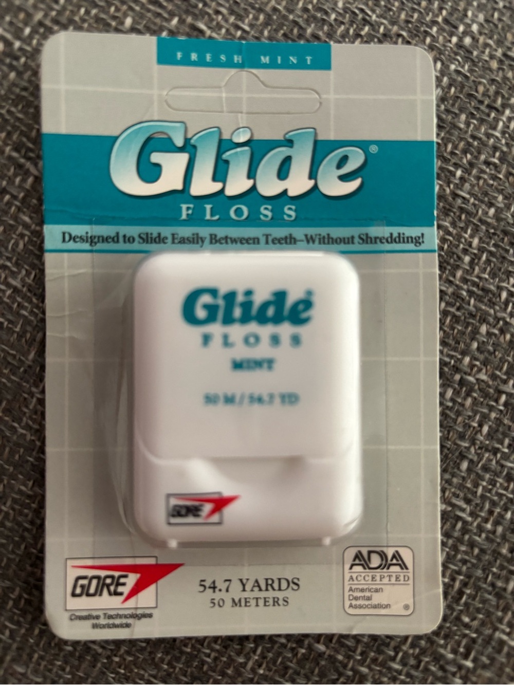 Vintage New Glide Mint Dental Floss Gore Discontinued 1999 Sealed 54.7yd
